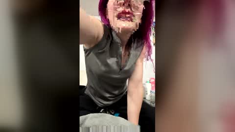 unicornfunky420 online show from 04/23/26, 02:35