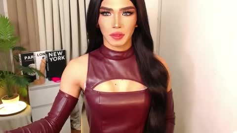 Miss Andrea online show from 10/29/25, 05:14