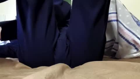 unknownuser414606 online show from 11/23/25, 12:21