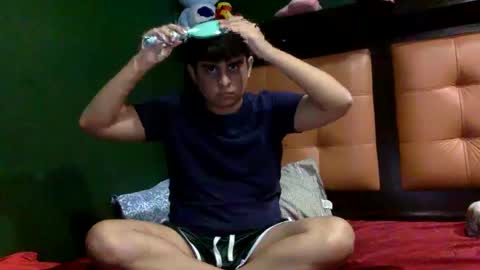 Thiago online show from 09/29/25, 01:33