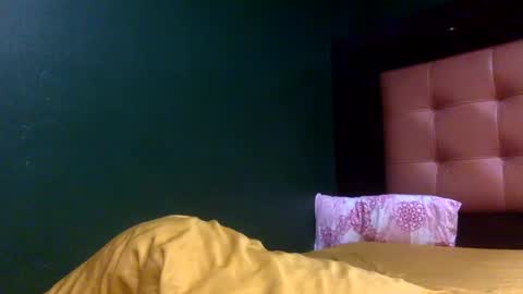 Thiago online show from 10/12/25, 02:43