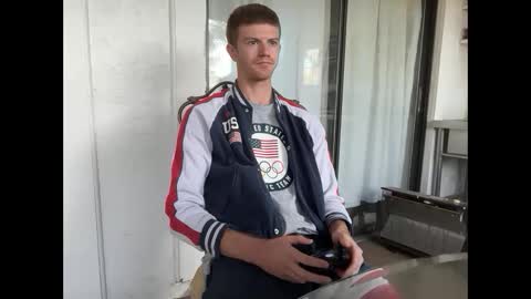 Stepbro online show from 03/04/25, 01:38