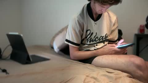 Stepbro online show from 09/16/25, 05:36