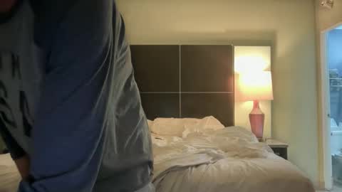 Stepbro online show from 11/19/25, 10:04