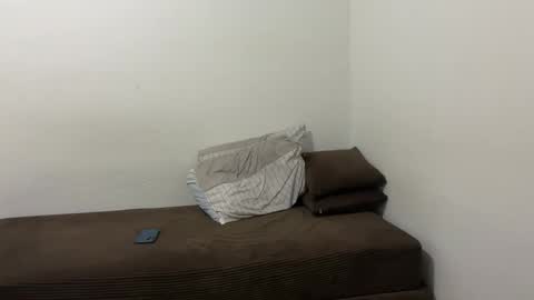 Stepbro online show from 05/02/26, 04:34