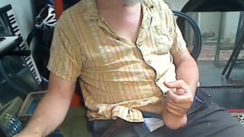 Snapshot of updownunder chatting on 02/05/26, 02:05 Freddie online show from 02/05/26, 02:05