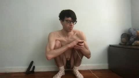 Snapshot of upsetboy chatting on 05/04/26, 07:43 deaf mute boy online show from 05/04/26, 07:43