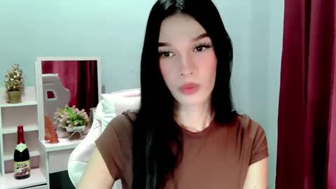 ur_asianbabexxx online show from 01/16/26, 11:25