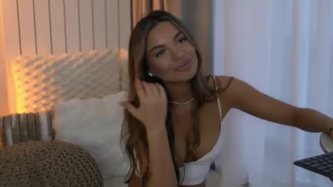 Snapshot of ur_badhabit chatting on 02/07/26, 03:05 Ivy online show from 02/07/26, 03:05