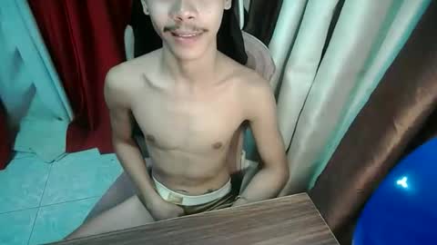 Snapshot of ur_boy_bryan chatting on 04/08/26, 06:41 ur_boy_bryan online show from 04/08/26, 06:41