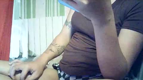 Snapshot of ur_cathyxx chatting on 02/04/26, 03:29 ur cathyxx online show from 02/04/26, 03:29