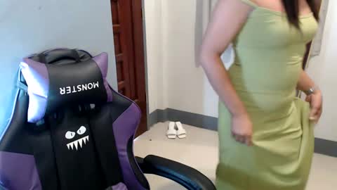 Vee online show from 01/08/25, 03:29