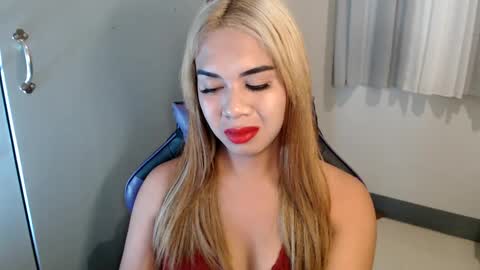 Vee online show from 01/31/25, 12:51