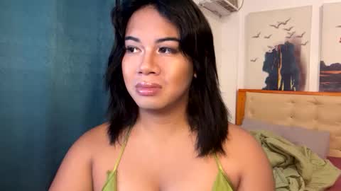 Vee online show from 11/15/25, 03:48