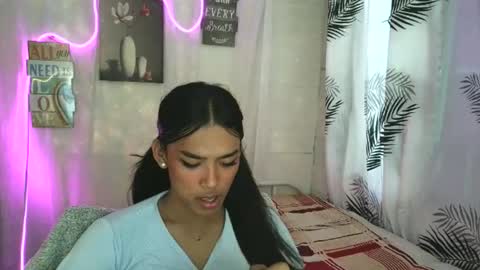 ur_dazzlingmorenaxx online show from 04/06/26, 03:37