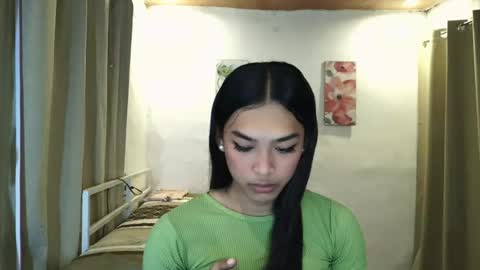 Snapshot of ur_dazzlingmorenaxx chatting on 07/22/26, 03:20 ur_dazzlingmorenaxx online show from 07/22/26, 03:20