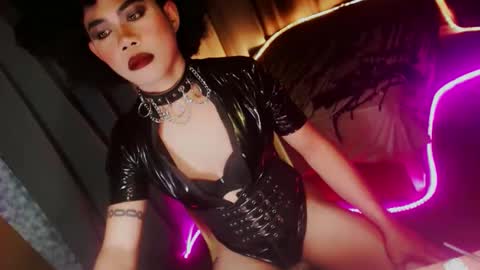 MISS ANNA online show from 11/30/25, 05:11