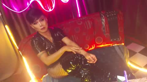 MISS ANNA online show from 02/12/26, 05:41