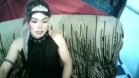 Snapshot of ur_dominatrix chatting on 04/18/26, 03:49 MISS ANNA online show from 04/18/26, 03:49