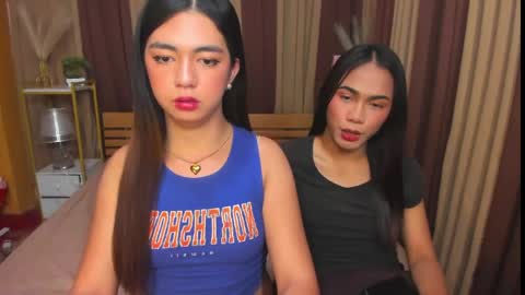 ur_girl_dwalker online show from 04/28/26, 10:31