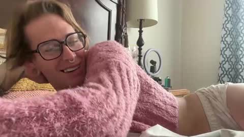 Goddess online show from 11/22/25, 05:12