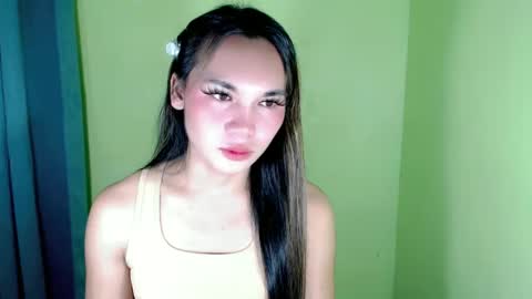 QUEENSY online show from 02/23/25, 05:34