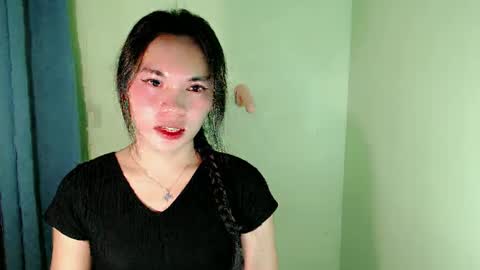 QUEENSY online show from 03/01/25, 08:02