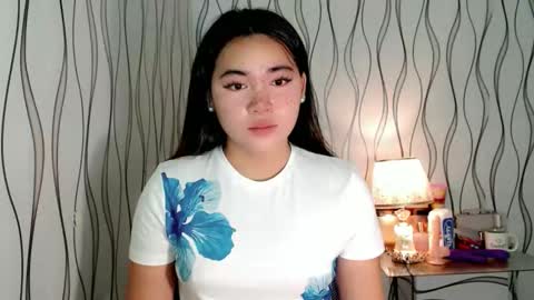 QUEENSY online show from 01/08/26, 03:42