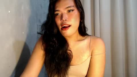 Snapshot of ur_krissyxxx chatting on 07/05/26, 06:48 kriss online show from 07/05/26, 06:48