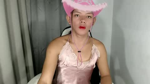Snapshot of ur_lexie_fab chatting on 06/24/26, 03:38 ur_lexie_fab online show from 06/24/26, 03:38