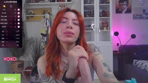 Olivia Kaufman online show from 10/31/25, 08:26