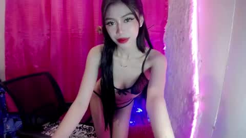 Snapshot of ur_pinay_daniella chatting on 07/24/26, 03:15 sweet princess online show from 07/24/26, 03:15