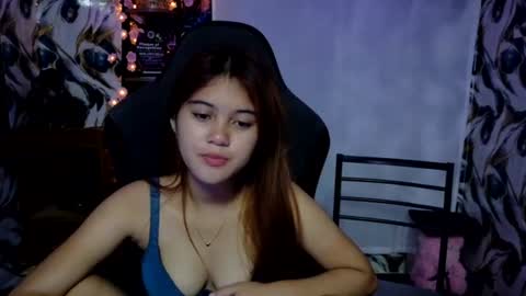 Snapshot of ur_prettyangel chatting on 07/03/26, 12:39 ur_prettyangel online show from 07/03/26, 12:39