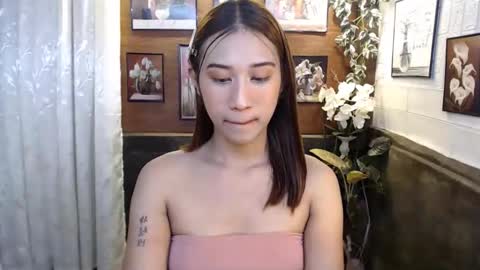 ur_rianlover online show from 10/17/25, 06:49