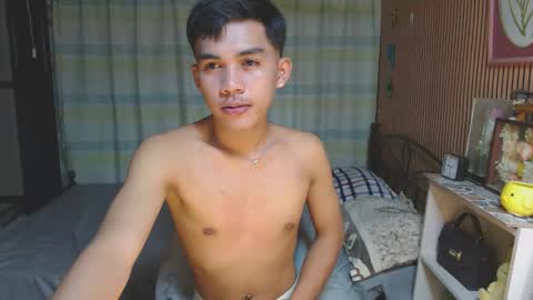 ur_shan21 online show from 01/18/26, 09:02