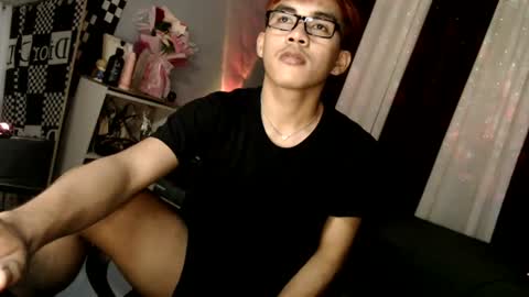 Snapshot of ur_shan21 chatting on 06/20/26, 08:50 ur_shan21 online show from 06/20/26, 08:50