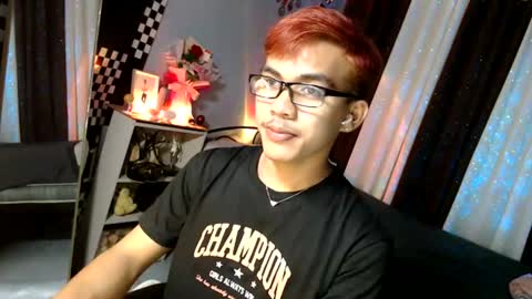 Snapshot of ur_shan21 chatting on 06/21/26, 05:04 ur_shan21 online show from 06/21/26, 05:04