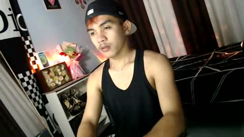 Snapshot of ur_shan21 chatting on 06/25/26, 07:24 ur_shan21 online show from 06/25/26, 07:24