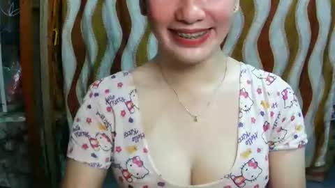 Snapshot of ur_yassy chatting on 05/13/26, 10:34 ur_yassy online show from 05/13/26, 10:34