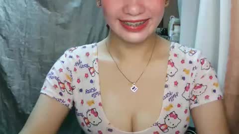Snapshot of ur_yassy chatting on 05/24/26, 09:42 ur_yassy online show from 05/24/26, 09:42