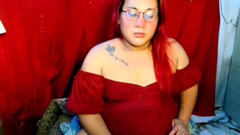 pretitit micole online show from 10/27/25, 08:40