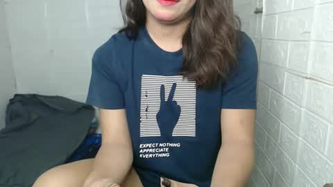 Snapshot of urasian_dreamgirl69 chatting on 02/27/26, 12:54 bela online show from 02/27/26, 12:54