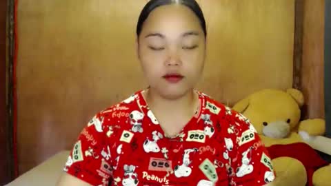 Lycah online show from 10/13/25, 04:01