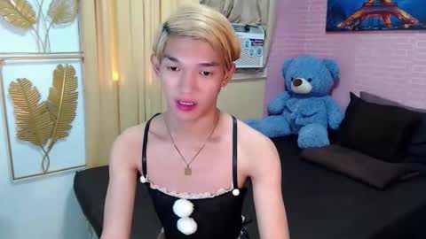 Snapshot of urasian_john20 chatting on 05/04/26, 11:01 urasian_john20 online show from 05/04/26, 11:01