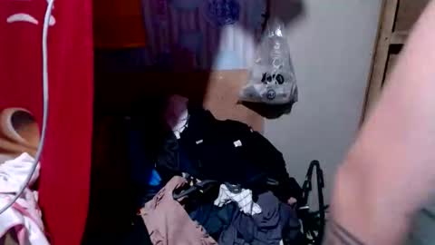 urasian_joy online show from 04/09/26, 08:25