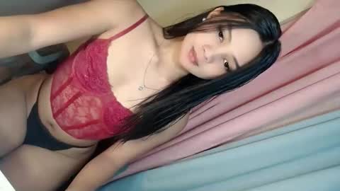 Snapshot of urasian_latinaxxx chatting on 05/27/26, 06:54 urasian_latinaxxx online show from 05/27/26, 06:54