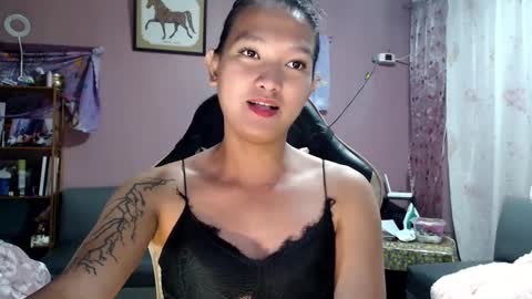 NEWRA  ALLISON online show from 02/23/25, 03:51