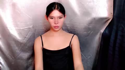 Snapshot of urasian_prettyjane chatting on 09/11/25, 05:51 Jane online show from 09/11/25, 05:51