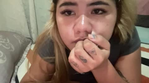 Snapshot of urasianblairexxx chatting on 01/08/26, 05:54 urasianblairexxx online show from 01/08/26, 05:54