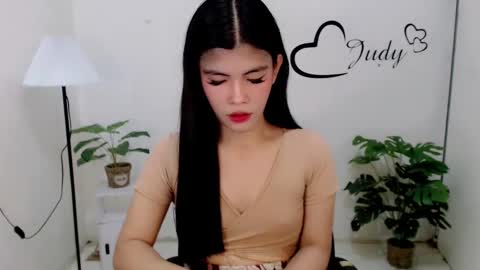 Snapshot of urasianpinayjudyxxx chatting on 02/11/25, 02:35 urasianpinayjudyxxx online show from 02/11/25, 02:35
